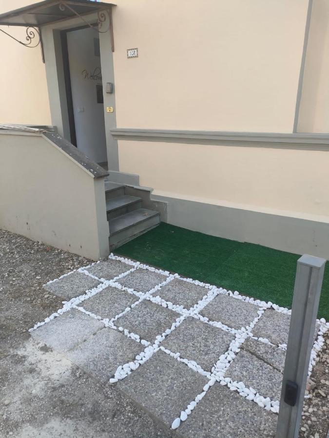 La Finestra Sul Viale Hotel Pisa Luaran gambar