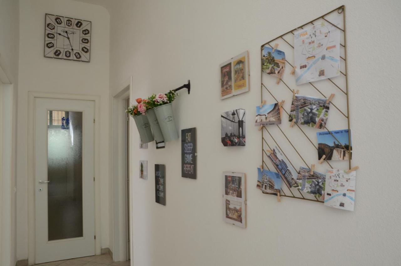 La Finestra Sul Viale Hotel Pisa Luaran gambar