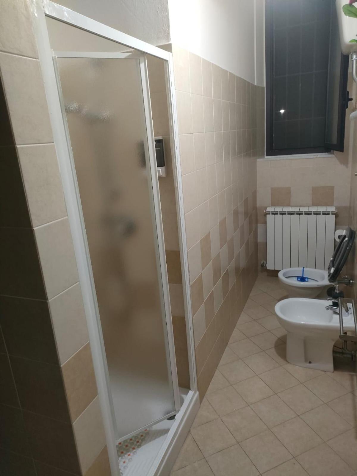 La Finestra Sul Viale Hotel Pisa Luaran gambar